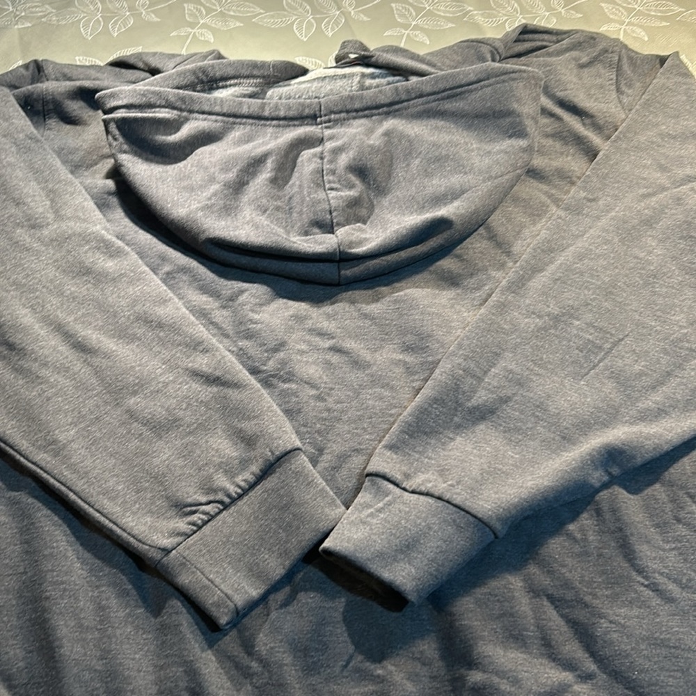 Men’s Mountain Ridge Sweater. - Picture 5 of 5